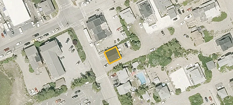 10 Central Park Dr