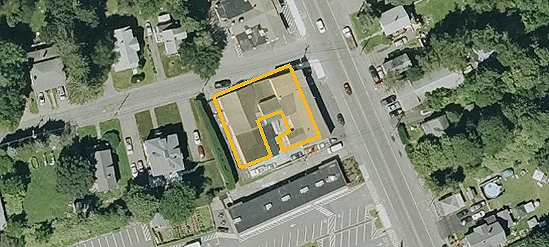 53 Main St