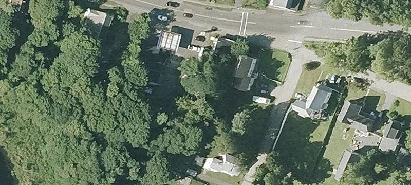 758 Ctr St