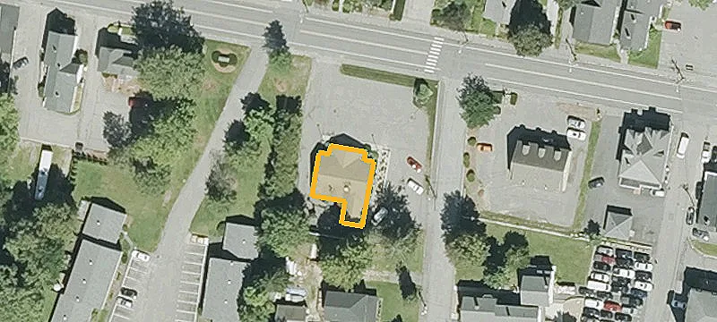 105 Main St