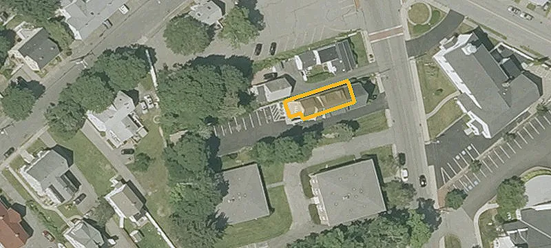 163 Main St
