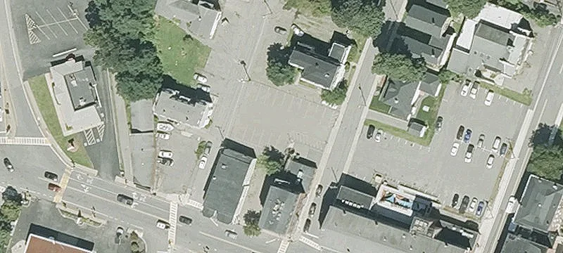 10 Pleasant St