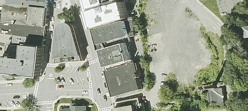 40-44 Main St