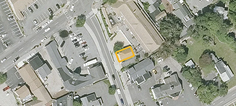16 Sea St