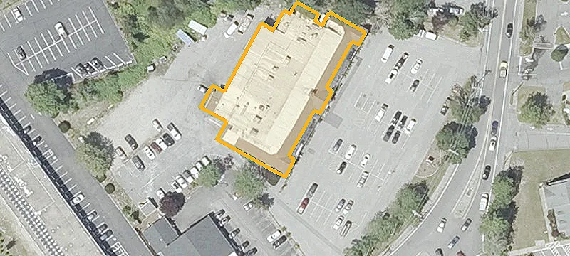 870 Main St