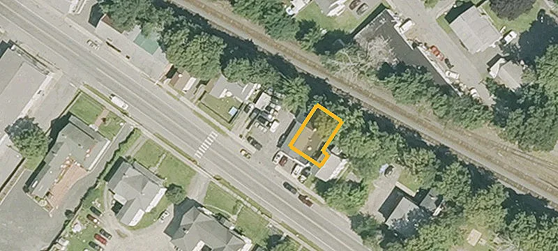 1283 Main St