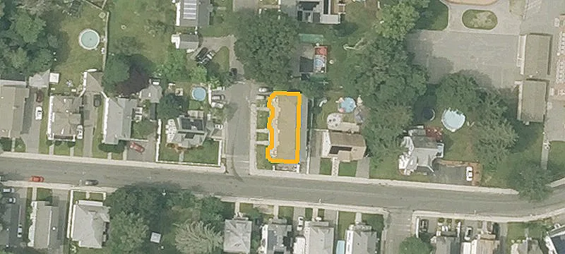 36 Hawthorne Ave