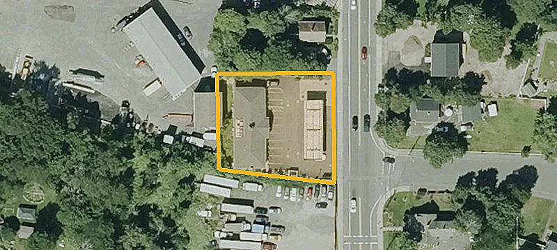 733 Main St