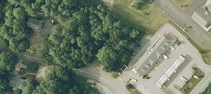 4 Sharon Ave