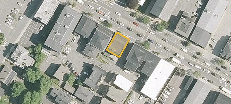 61 Main St