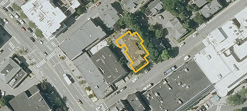 1 Davenport St