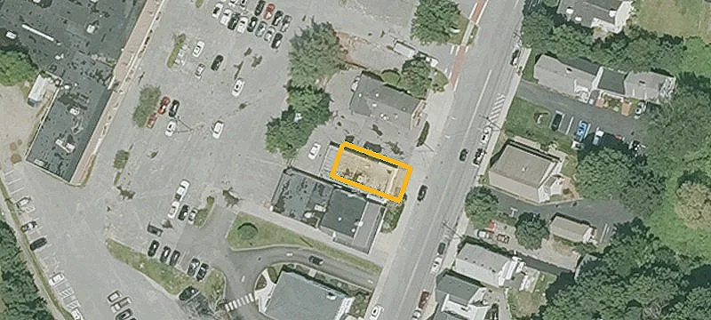 24 Main St