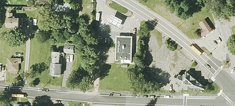 32 Central St