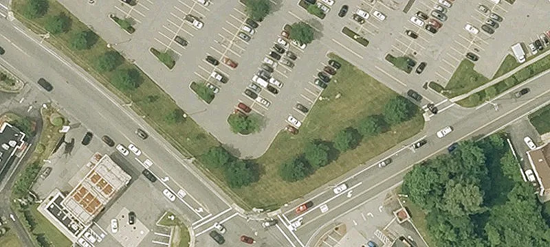 1978 Main St