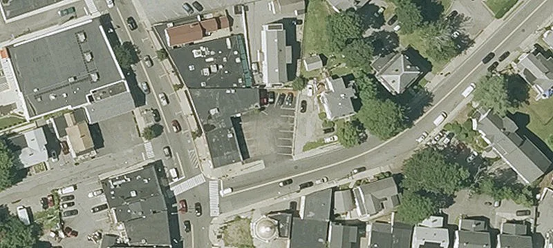 6 Salem St