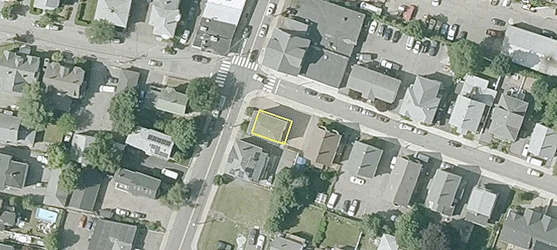 240 Newton St