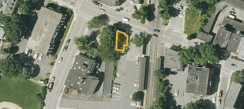 44 Wyoming Ave