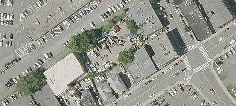 86 Eastern Ave