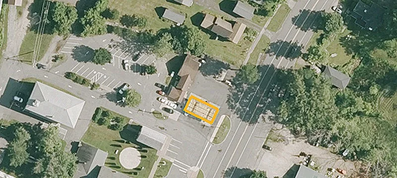 147 Main St