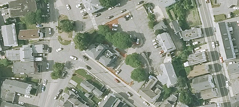 648 Central St