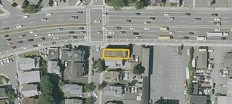 58 Lewis St