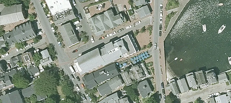17 Water St