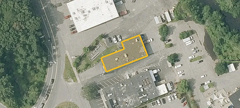 215 Middlesex Tpke