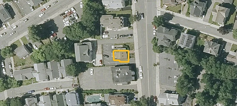 220 Main St