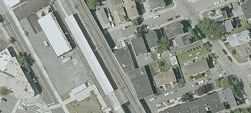 86 Morton Ave