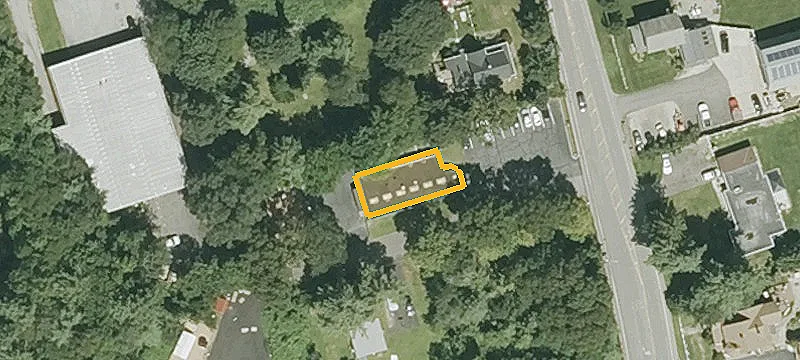 391 Main St