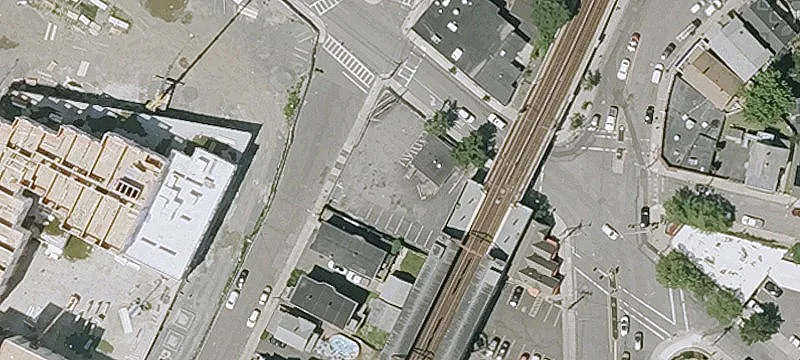 619 Winthrop Ave
