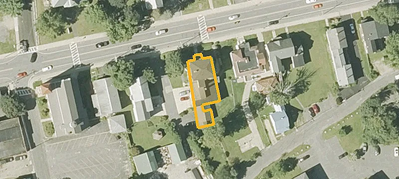 137 Main St