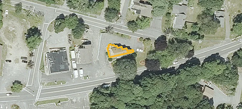 516 Waquoit Hwy