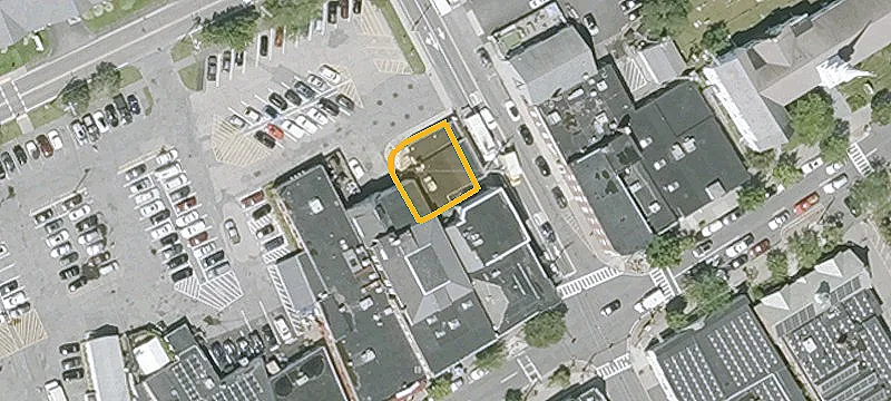 11 Barnstable Rd
