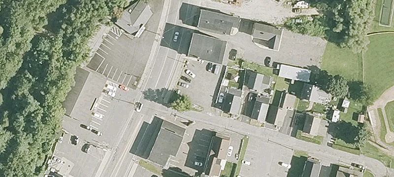 599 Main St