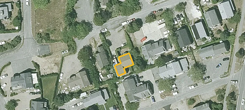 16 Boynton Lnc