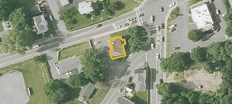 482 Aiken Ave