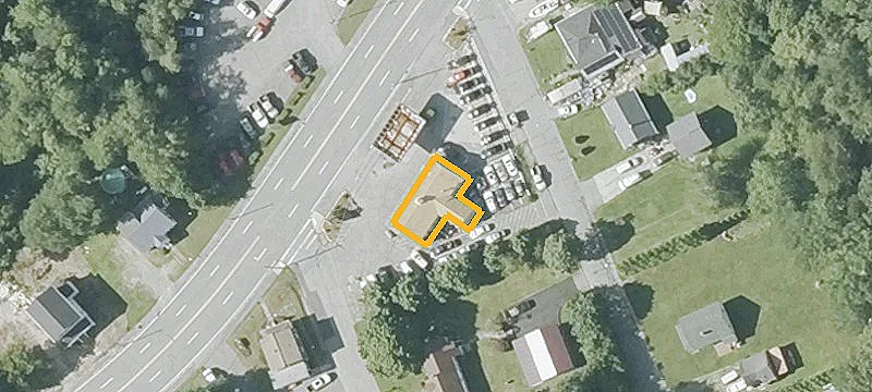 371 Huttleston Ave
