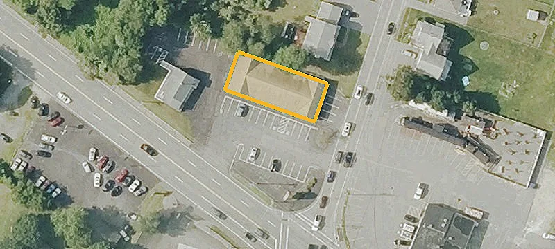 1692 Grand Army Hwy