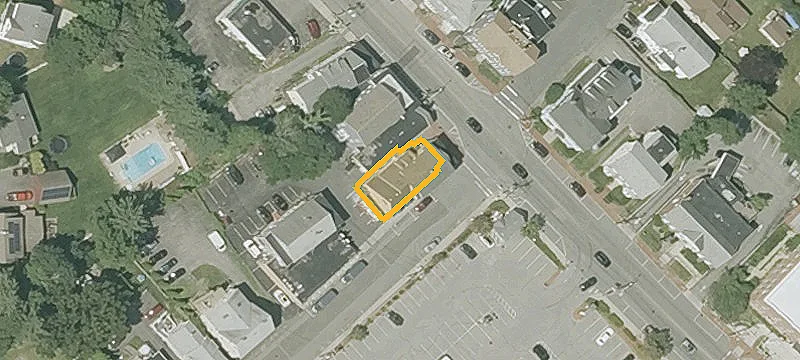 93 Main St