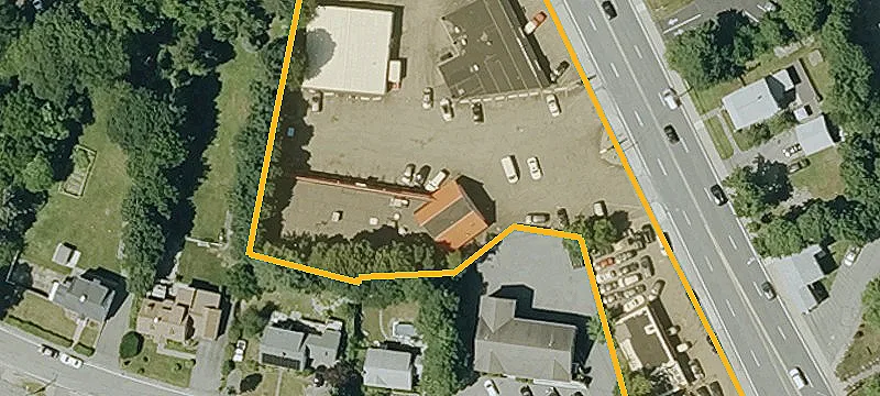 892 Main St