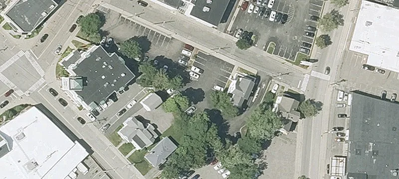 10 Park St