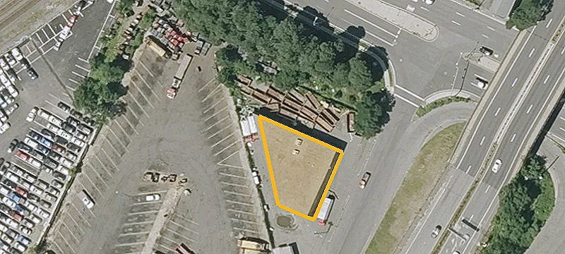250 Lee Burbank Hwy