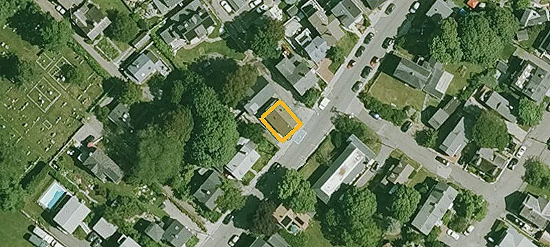 101 Main St
