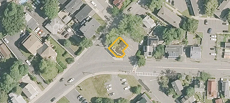 26 Essex St