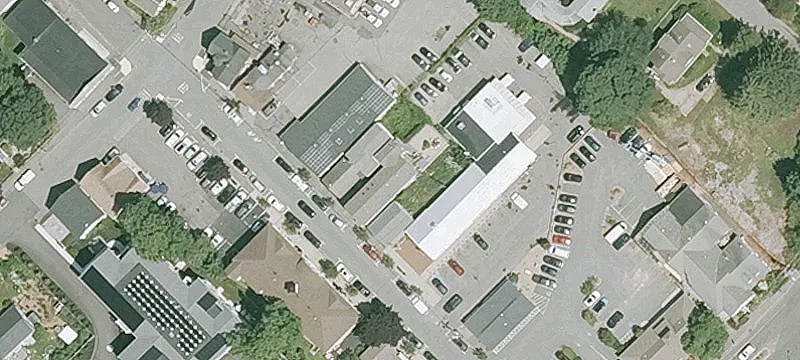 61 Railroad Ave