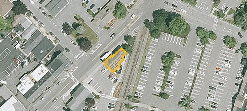 45 Bay Rd