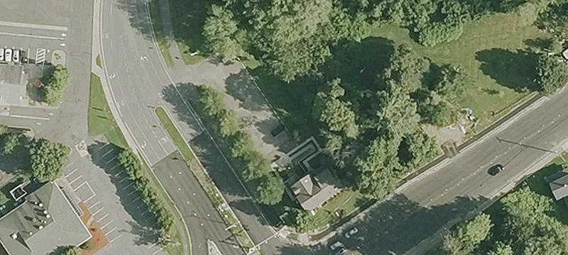 190 University Dr