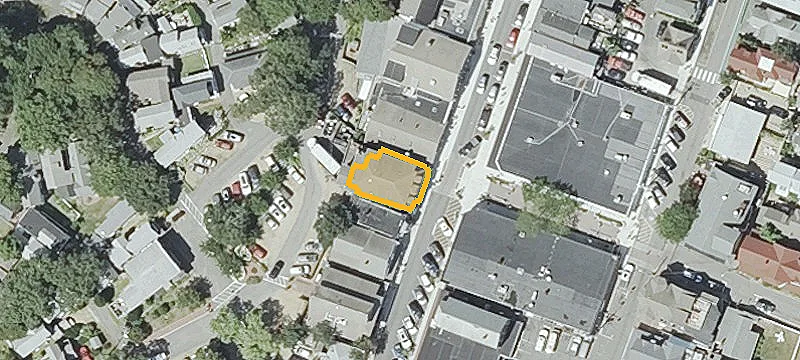 25 Circuit Ave