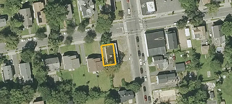 182 Hancock St